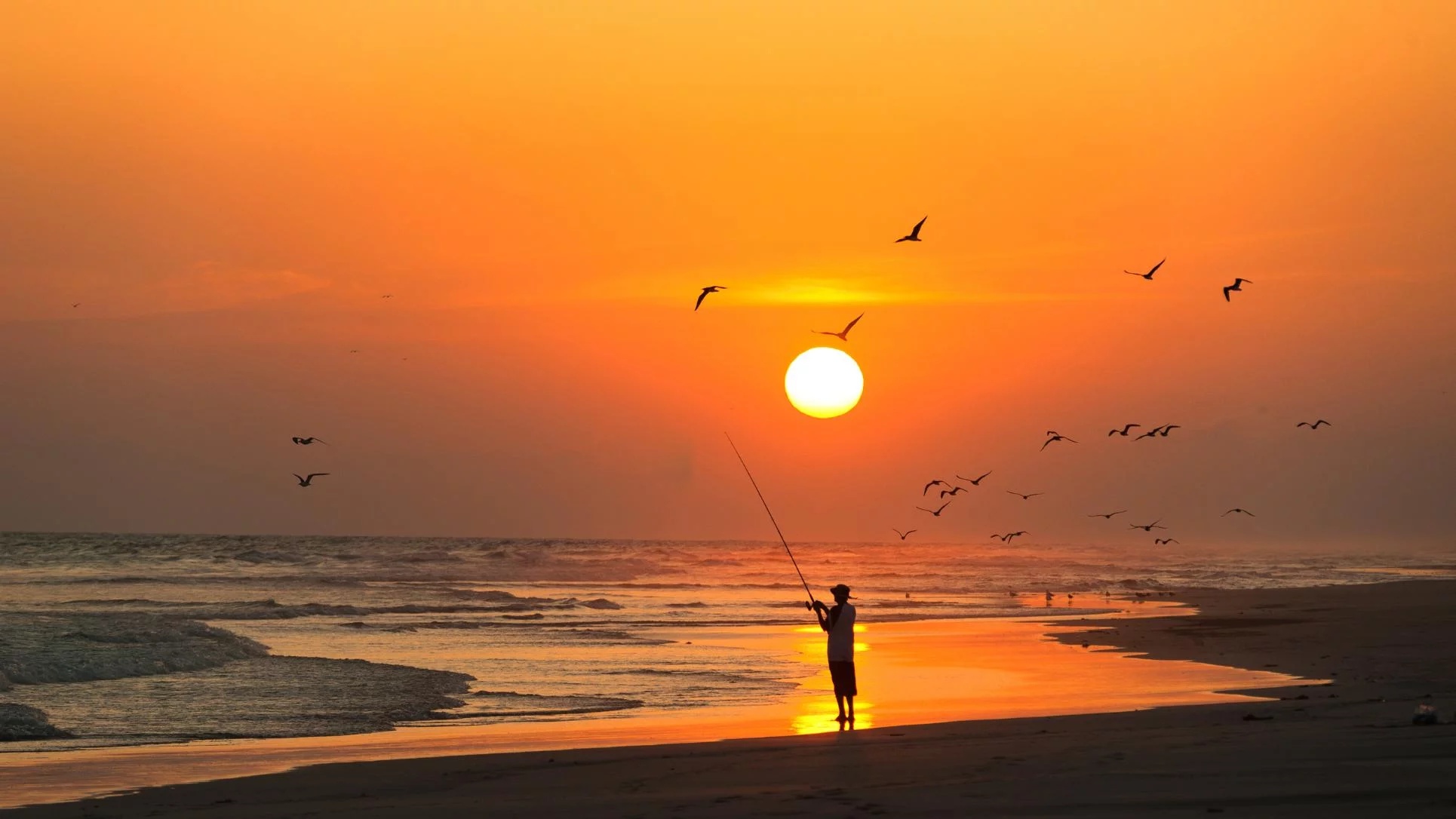 hawana-salalah-beach-sunset-2.jpg